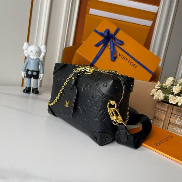 Premium Textured Leather Handbag with Chain Strap