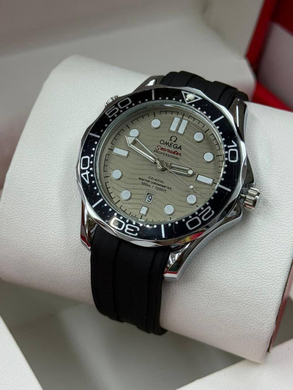 Men's Diver Style Date Watch – Silver White Dial Grey Strap - INDAH LUXE