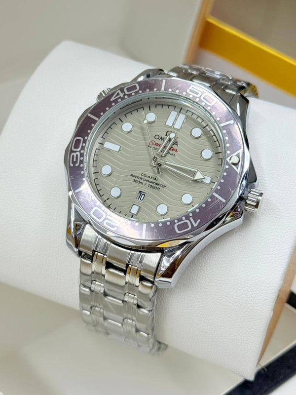 Men's Diver Style Date Watch – Black White Dial - INDAH LUXE