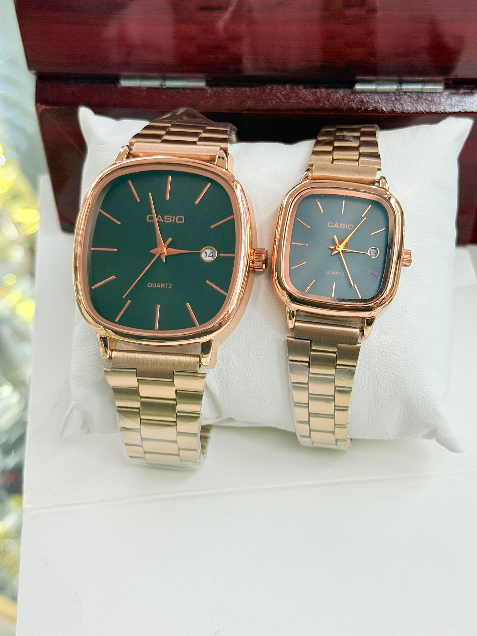 Casio Men & Ladies Couple Watch – Silver Couple – Green & Black Dial