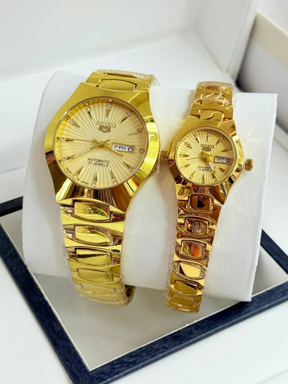 Design 3 – Gold Dial Gold couple watch set